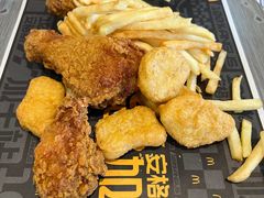 -麦当劳(杨林得来速店)