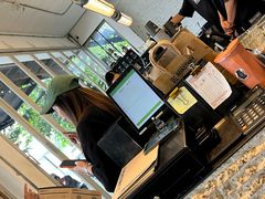 -Roast8ry Coffee Lab