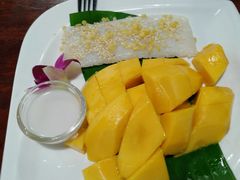 -Dang restaurant (patong phuket)