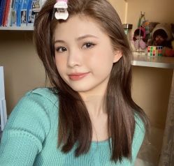 -丝语萱形象