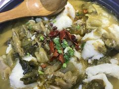 -周鱼小馆石锅酸菜鱼(活力汇店)