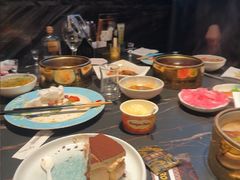 -雍容荟帝王蟹活龙虾展台自助(IFS黑金店)