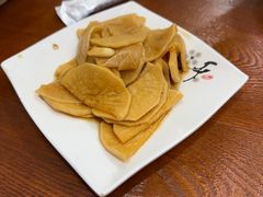-东北风味思缘食府(对湖路店)