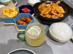 -荣记·囍粤茶餐厅(花都店)