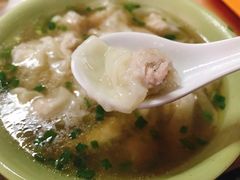-张阿三馄饨店