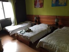 拖板鞋青年旅舍-拖板鞋咖啡旅行酒店(春熙路地铁站店)