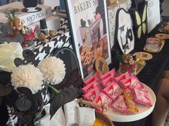 -天津波士信达奔驰4S店(卫津南路店)