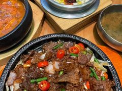 -百年石锅饭(阿里郎美食街店)