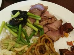 -泉城欧乐堡戏水湾艺术养生温泉