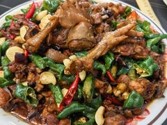 -郑小二山东特色炒鸡店(红小巷店)