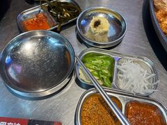 -哈哈碳都·牛肋条无限自助烤肉(台江万达店)