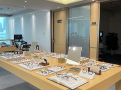 -Eziwish眼镜·蔡司授权店