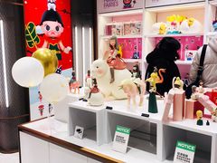 -泡泡玛特POPMART(蓝色港湾店)