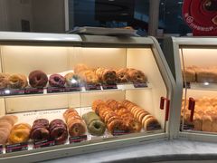 -HOT CRUSH趁热集合·现烤面包(环球港店)