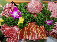 -明洞阿姨·韩式酱蟹烤肉·创意料理(三元桥店)