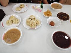 -陈寔包子王·卤煮小肠·京味小吃(龙潭店)