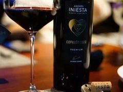 -MONICH牛排融合餐厅(和义大道购物中心店)