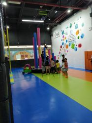 -蹦贝运动中心·蹦床·攀岩·闯关(龙岗店)