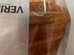 -VERIE BAKEHOUSE