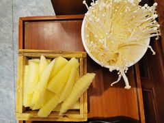 -沸炉重庆老火锅(军事博物馆店)