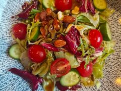 -老鼎万春卤菜(五代传承创始老店)