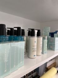 -JNK皮肤管理中心