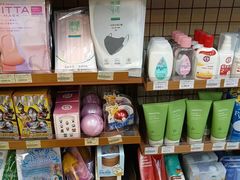 -全家便利店(中原二店)