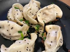 特色鲜肉锅贴-益佳粥店(复兴中路店)
