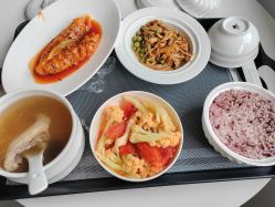 -爱月坊产后护理中心(万达店)