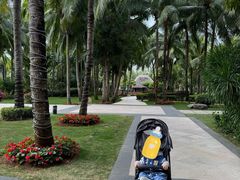 -三亚湾海居铂尔曼度假酒店