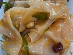 素拼凉菜-手擀菠菜面(西康路店)