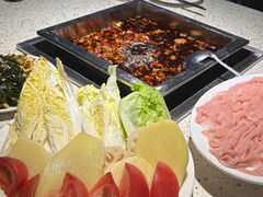 -二荆条·蜀鲜汇城市森林火锅