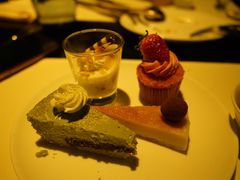 -澳门旅游塔360°旋转餐厅(南湾湖广场店)