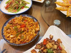 丁丁炒面-清真·玛丽亚新疆菜主题餐厅(浙江中路店)