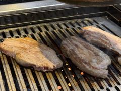 -臻牛烤肉