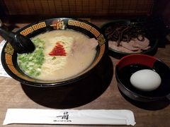 -一兰拉面(新宿中央东口店)