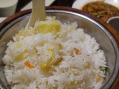 -滇香肴·云南菜蒸汽石锅鱼(云南北路店)