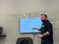 -Popcorn Club爆米花英语社交俱乐部