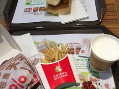 -百富烤霸 烤鸡汉堡(喀什西路华润店)