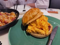 菠萝油汉堡-石板街港澳冰室(天环店)