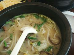 过桥米线-金香缘米线(大润发店)