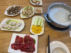 鲜牛展-吉友粥底火锅(方斜路店)