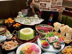 -得意咚瓜·顺德鱼生·冬瓜火锅(深圳首店)