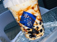 -光明新鲜屋·鲜乳茶(乾坤店)