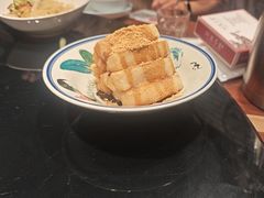 -川流不息·地道川菜·小龙虾(新松江路店)
