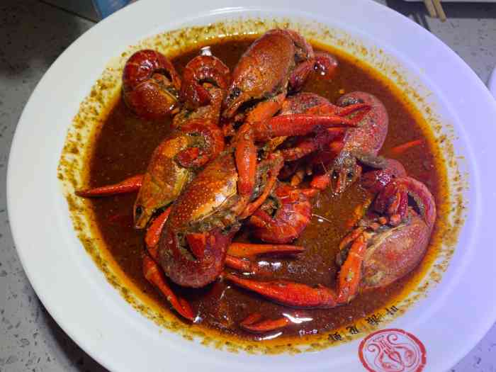 位置导航准确靠近合肥路佳世客周围很多饭馆门口不好停车环境有户外