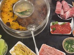 -邓莽子老火锅(中兴路总店)