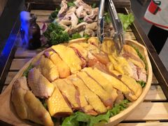 -尚尚仙·酸汤猪手·猪肚鸡火锅(华联万柳购物中心店)