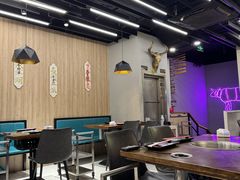 -牛串门串串香(东直门簋街总店)
