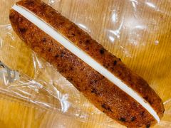 烧焦糖吉士忌廉法包-PAPER STONE BAKERY(天汇广场店)